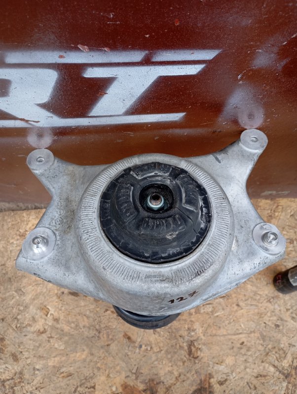 Стойки подвески Audi A4 2011 B8