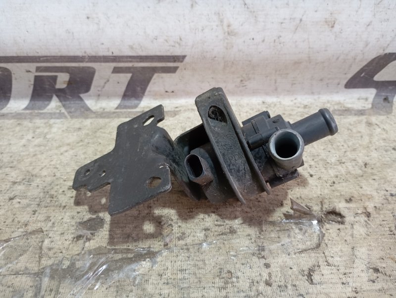 Помпа дополнительная Audi Q5 2010 8R