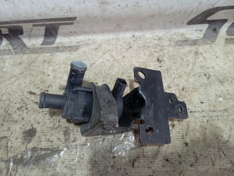 Помпа дополнительная Audi Q5 2010 8R