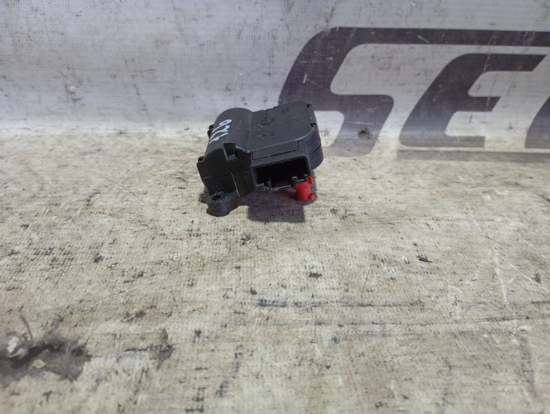Сервопривод заслонки печки Audi A4 2002 B6