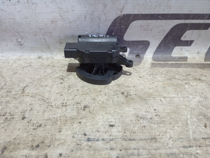 Сервопривод заслонки печки Audi A4 2002 B6