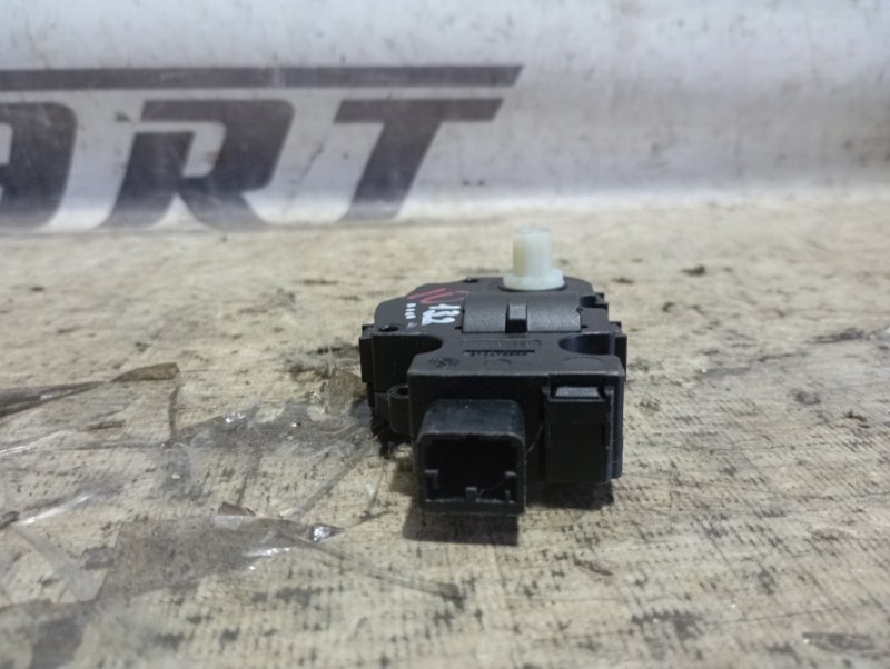 Сервопривод заслонки печки Audi A4 2008 B8