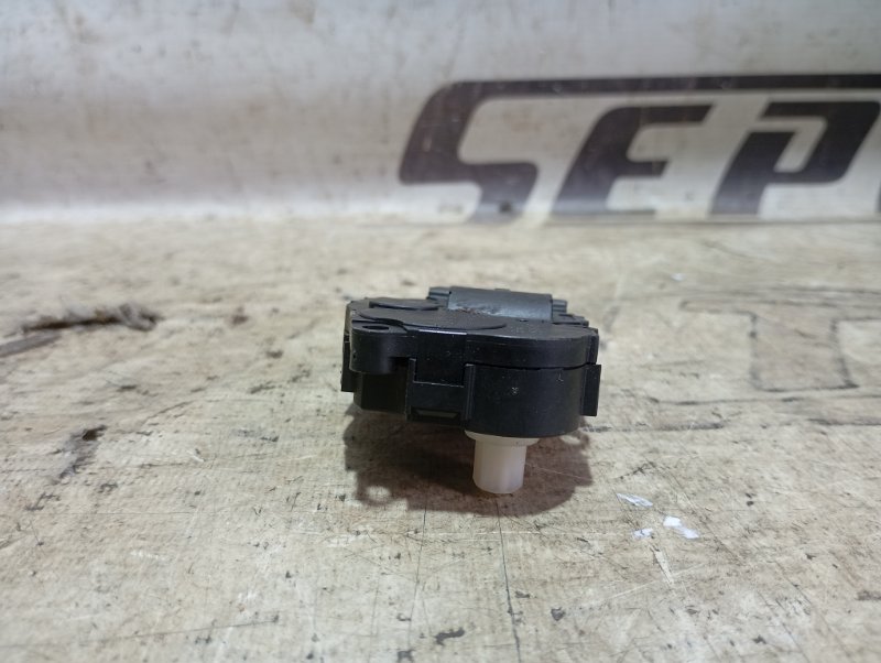 Сервопривод заслонки печки Audi A4 2011 B8