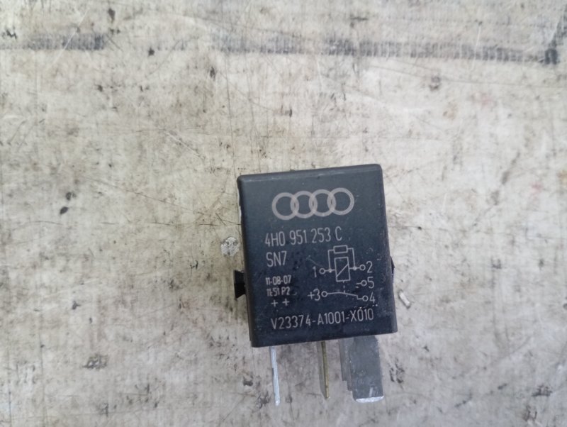 Реле Audi A4 2011 B8
