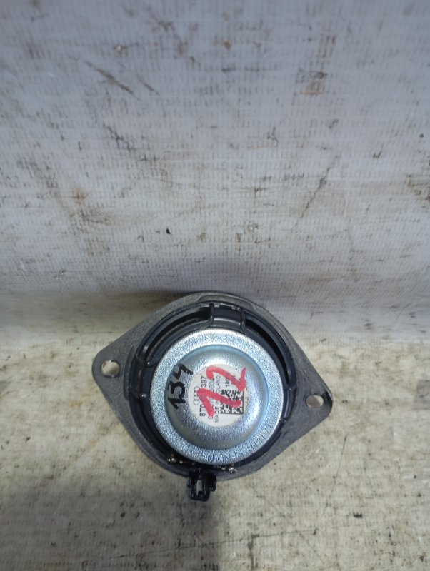 Динамик Audi A4 2011 B8