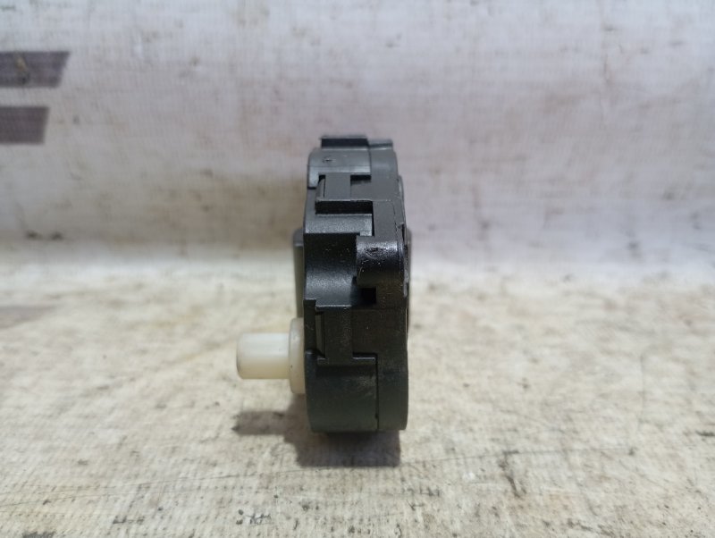 Сервопривод заслонки печки Audi A4 2011 B8