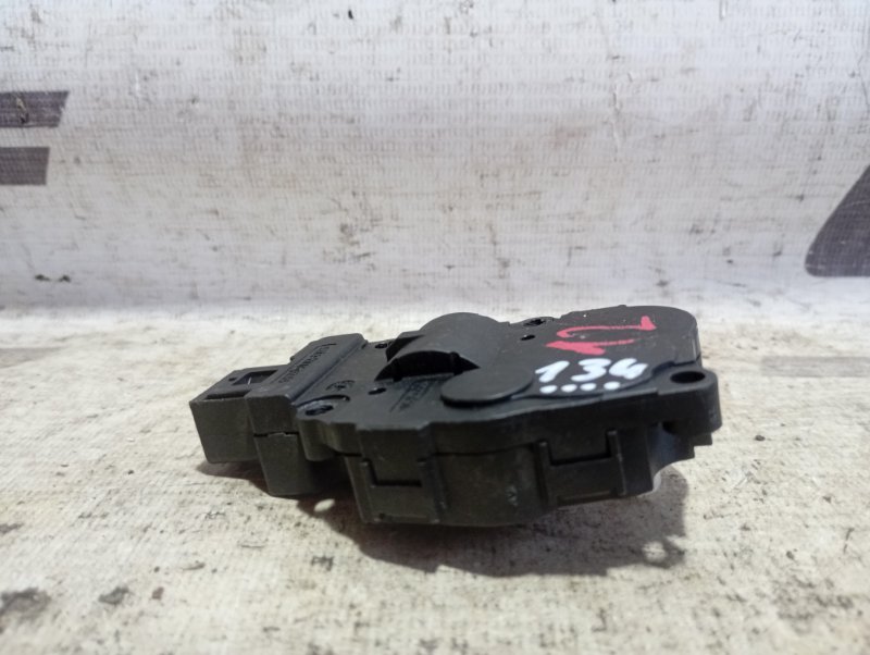 Сервопривод заслонки печки Audi A4 2011 B8