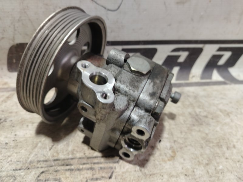 Насос гидроусилителя руля Audi A4 2011 B8