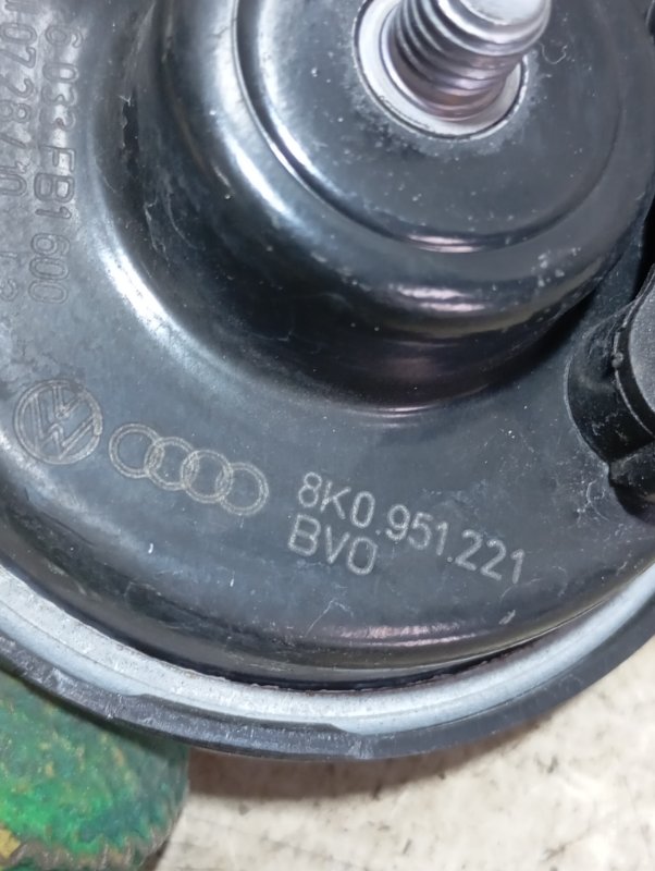 Звуковой сигнал Audi A4 2011 B8