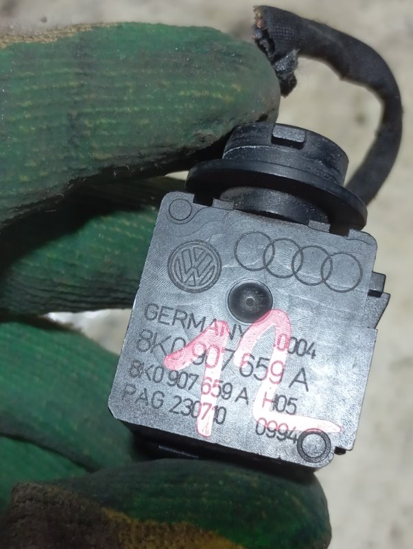 Датчик Audi A4 2011 B8
