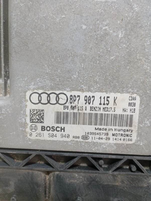 Блок управления двигателем Audi A3 2011 8P