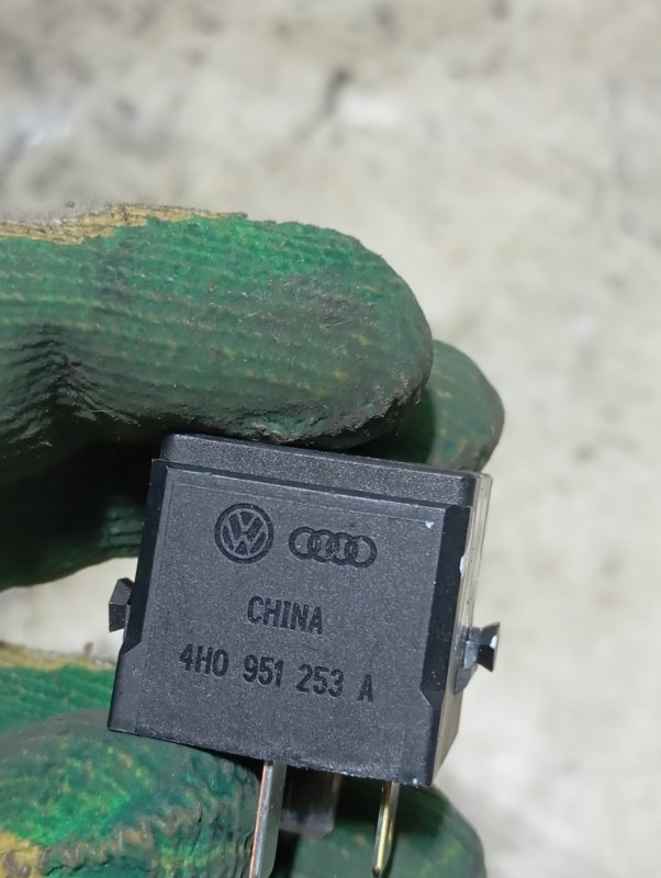 Реле Volkswagen Tiguan 2014 5N