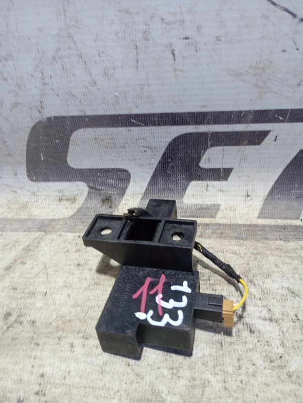 Усилитель антенны Audi A4 2008 B8