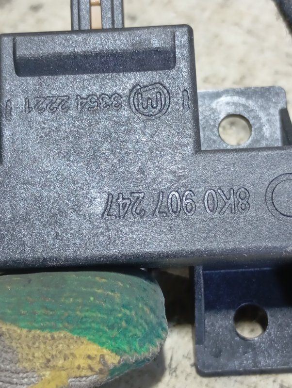 Усилитель антенны Audi A4 2008 B8