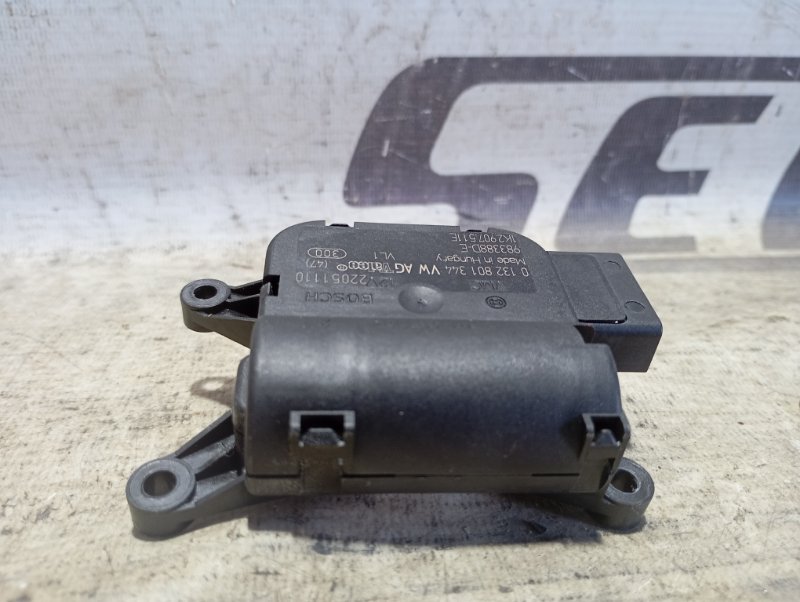 Сервопривод заслонки печки Volkswagen Golf 2011 Mk6