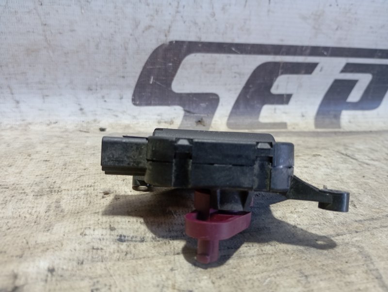 Сервопривод заслонки печки Volkswagen Golf 2011 Mk6