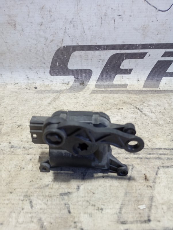 Сервопривод заслонки печки Volkswagen Golf 2011 Mk6