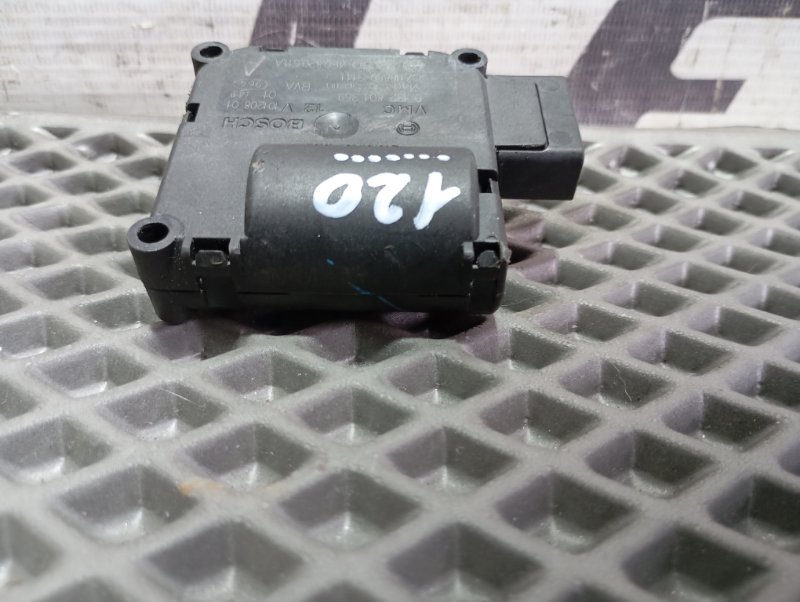 Сервопривод заслонки печки Audi A6 ALLROAD 2010 C6