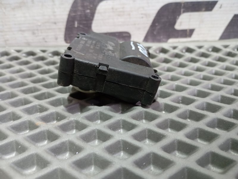 Сервопривод заслонки печки Audi A6 ALLROAD 2010 C6