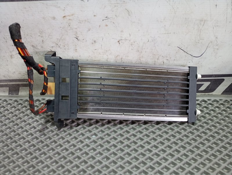 Радиатор отопителя электрический Audi A6 ALLROAD 2010 C6