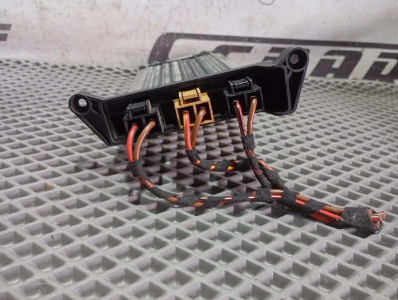 Радиатор отопителя электрический Audi A6 ALLROAD 2010 C6