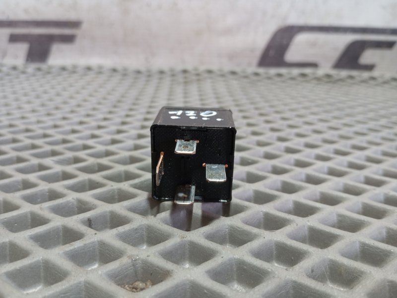 Реле Audi A6 ALLROAD 2010 C6