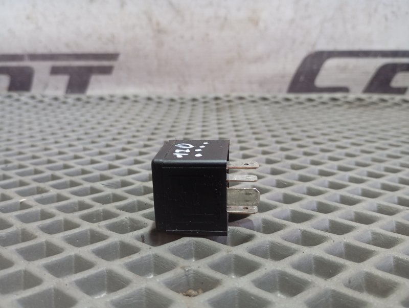 Реле Audi A6 ALLROAD 2010 C6