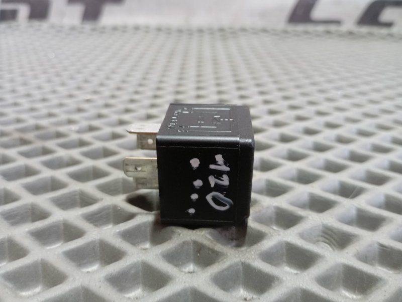 Реле Audi A6 ALLROAD 2010 C6