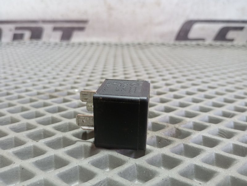 Реле Audi A6 ALLROAD 2010 C6