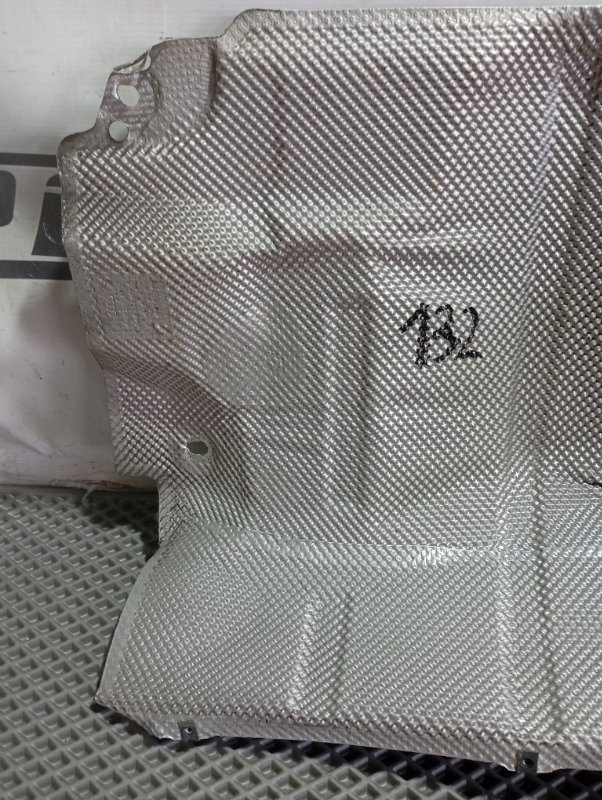 Тепловой экран Audi A4 2008 B8