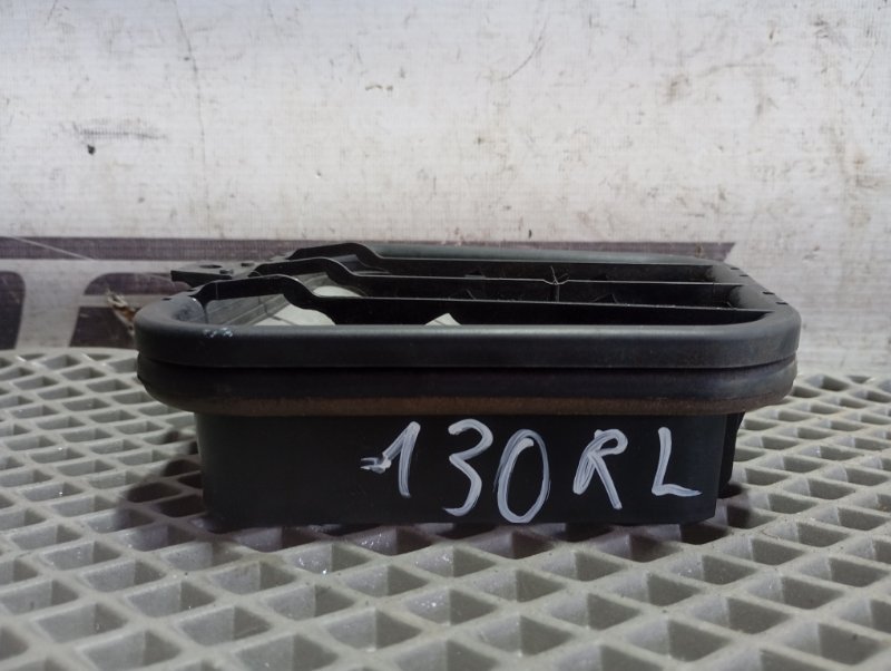 Кронштейн бампера Audi A6 2010 C6