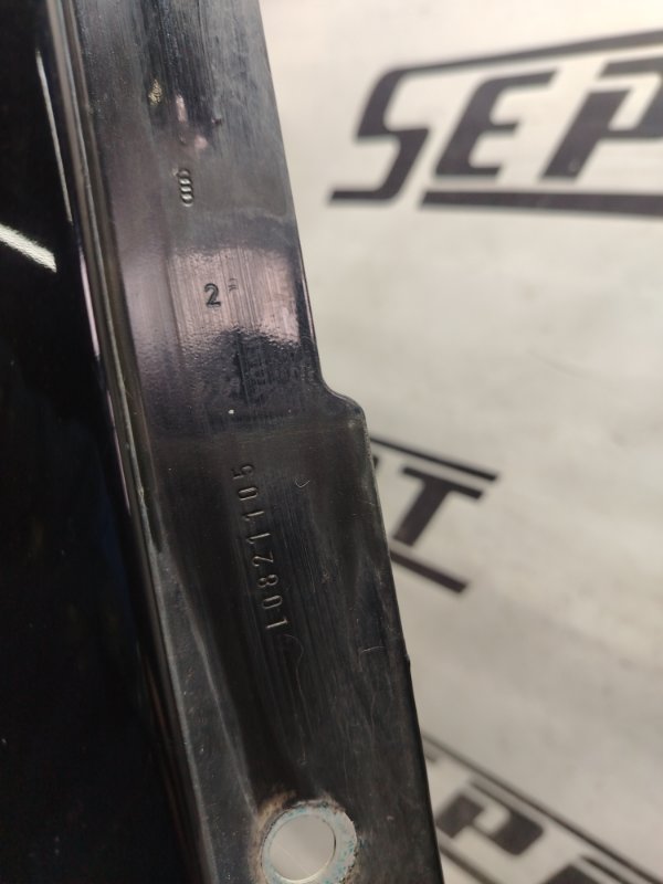 Крыло Audi Q7 2010 4L