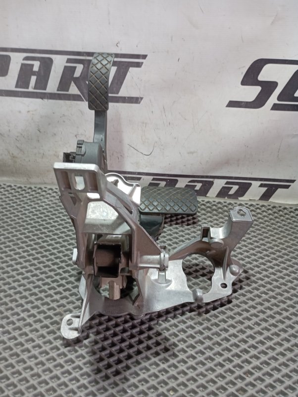 Педаль газа Audi A6 2005 C6