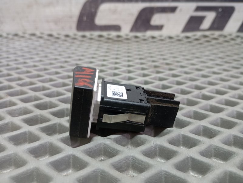 Кнопка ESP Skoda YETI 2015