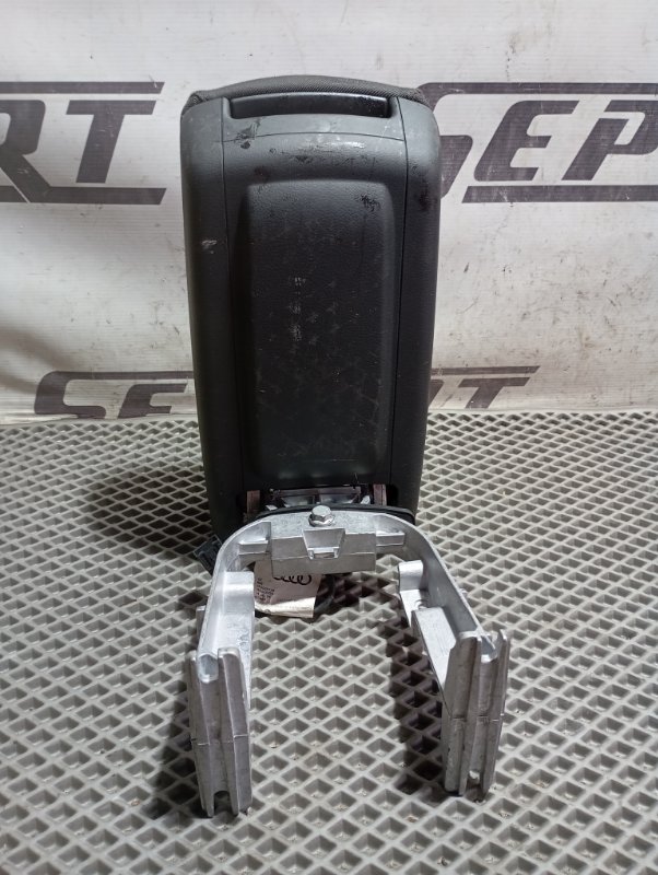 Подлокотник Audi A6 2007 C6