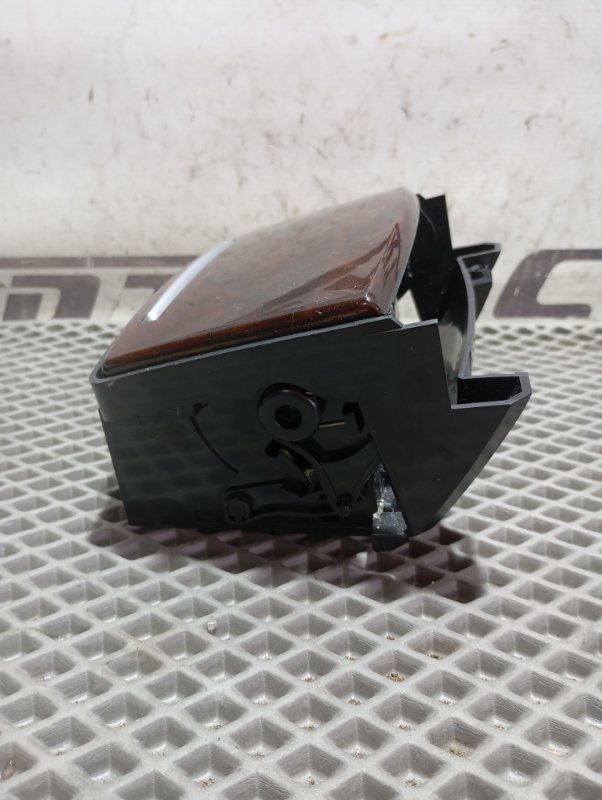 Подстаканник Audi A6 2007 C6