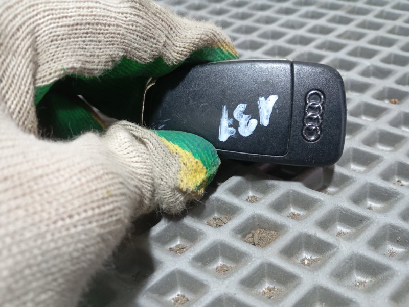 Ключ зажигания Audi A6 2007 C6