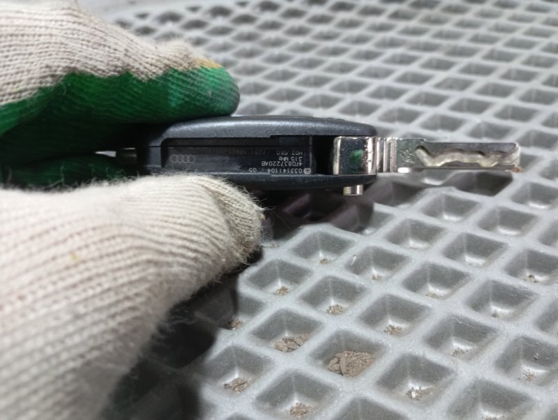 Ключ зажигания Audi A6 2007 C6