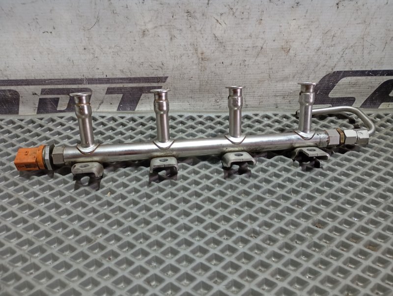 Рампа топливная Skoda YETI 2014