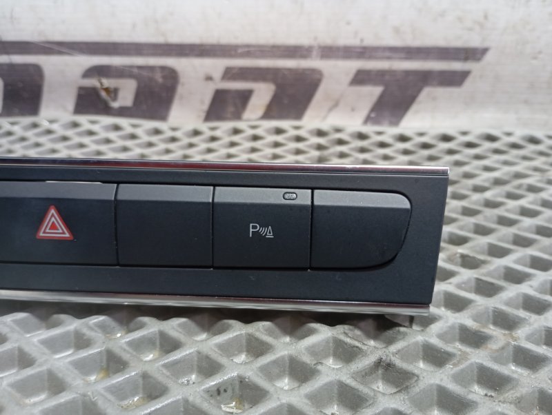 Блок кнопок Audi A3 2011 8P
