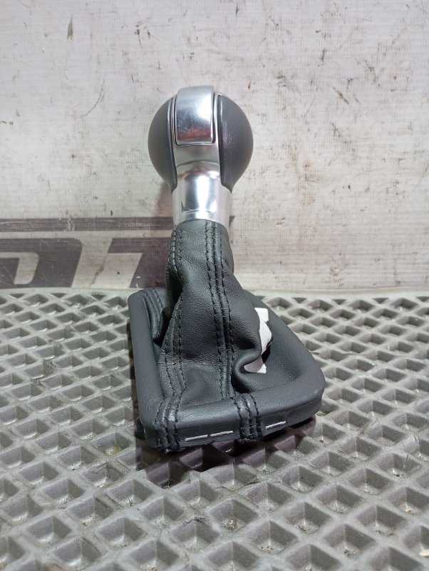 Ручка акпп Audi A3 2011 8P