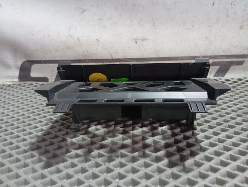 Пепельница Audi A3 2011 8P