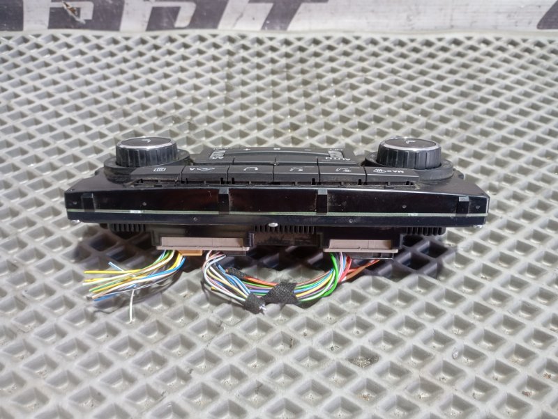 Блок управления климат-контролем Skoda YETI 2015