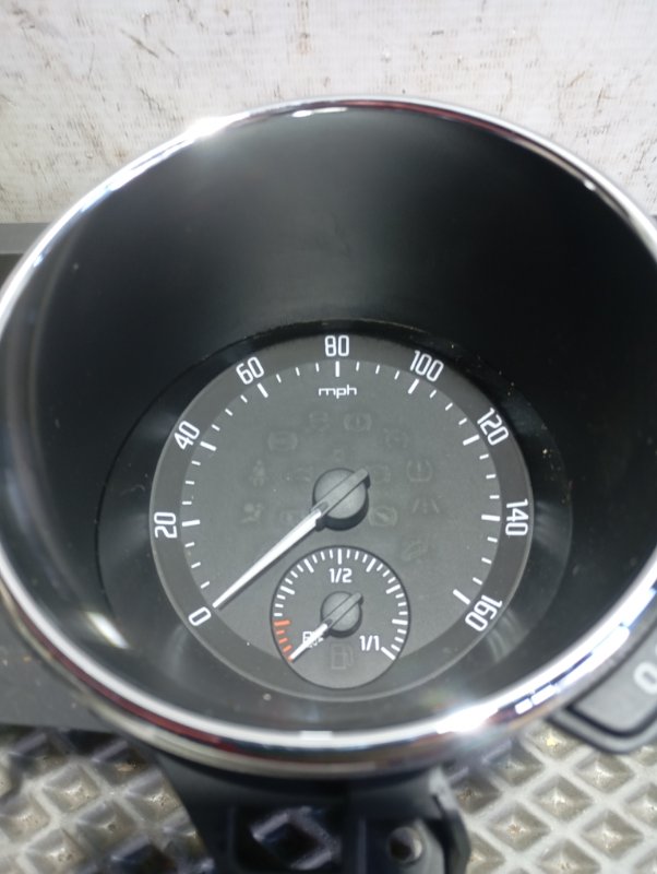 Панель приборов Skoda YETI 2015