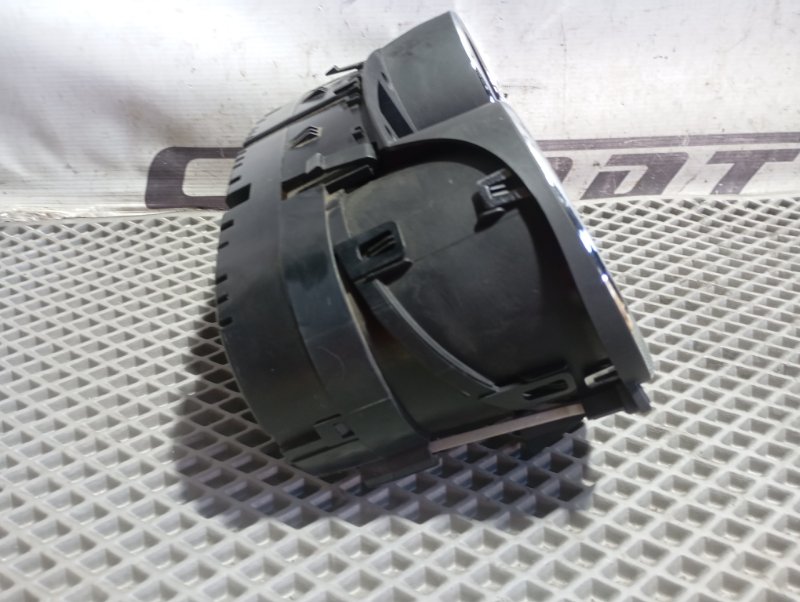 Панель приборов Skoda YETI 2015