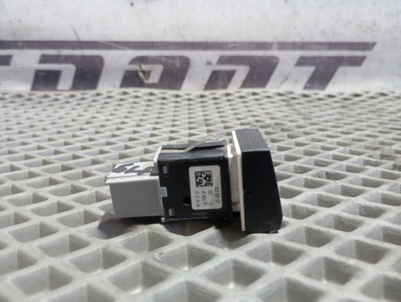 Кнопка давления в шинах Skoda YETI 2015