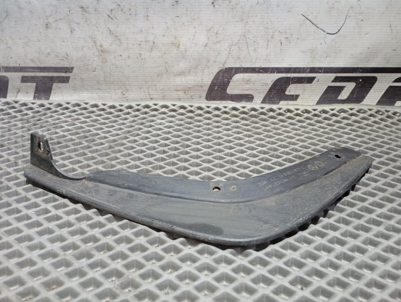 Брызговик Skoda YETI 2015