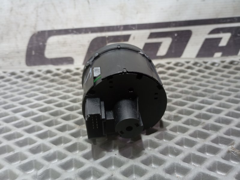 Переключатель света фар Volkswagen Golf 2011 Mk6