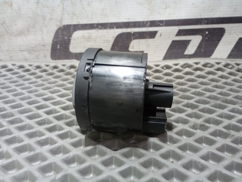 Переключатель света фар Volkswagen Golf 2011 Mk6