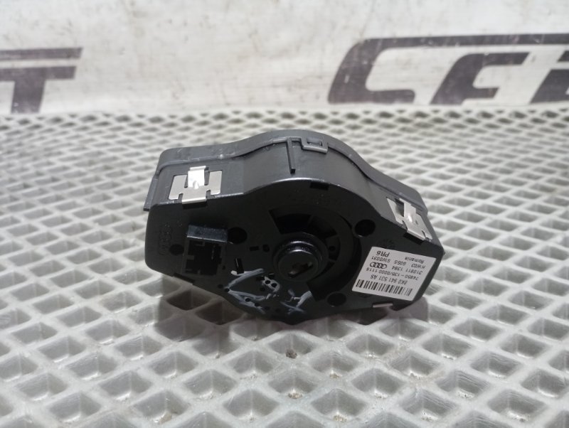 Переключатель света фар Audi A4 2011 B8